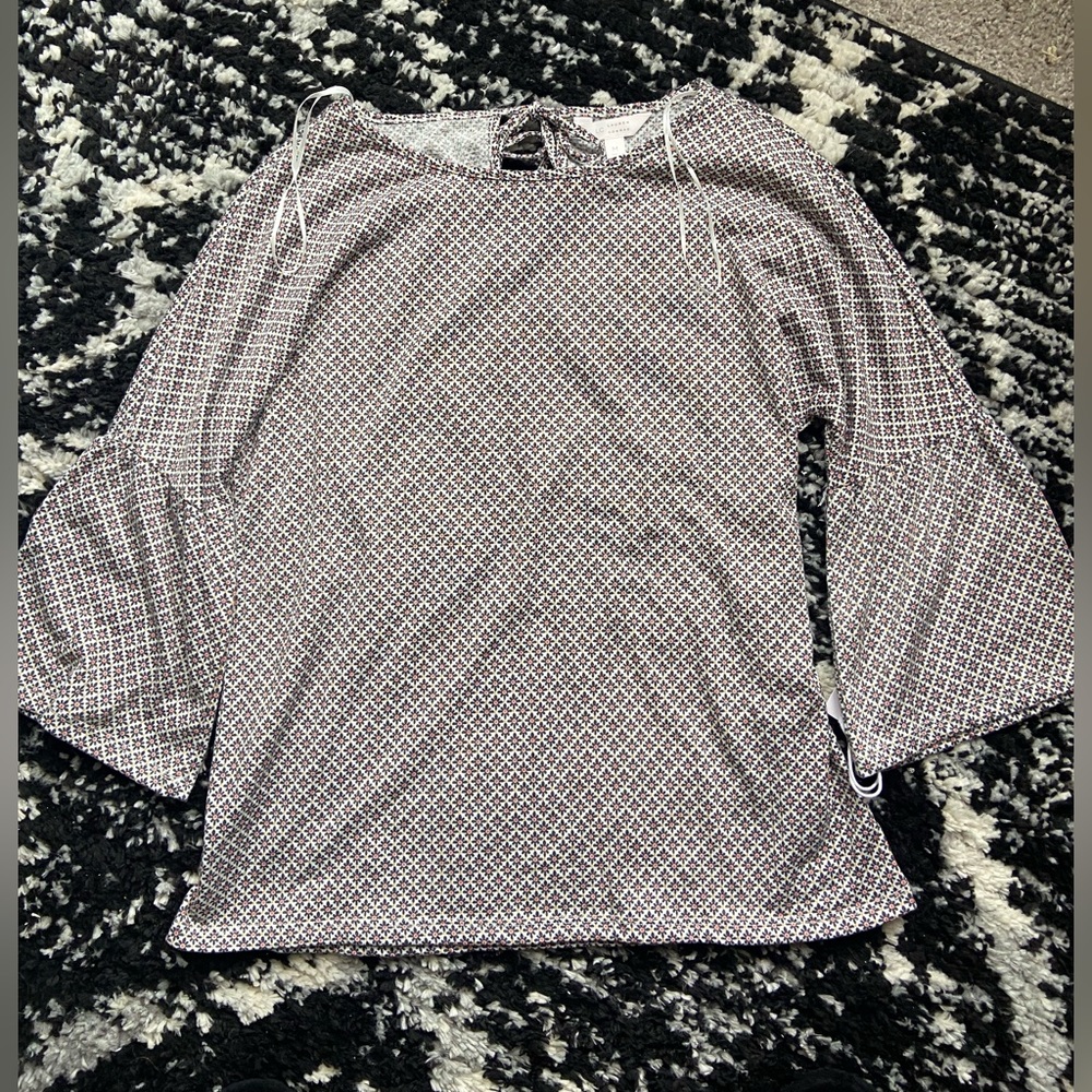 New blouse with tags